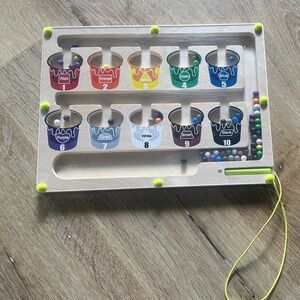 Colorful Paint Match Maze Toy